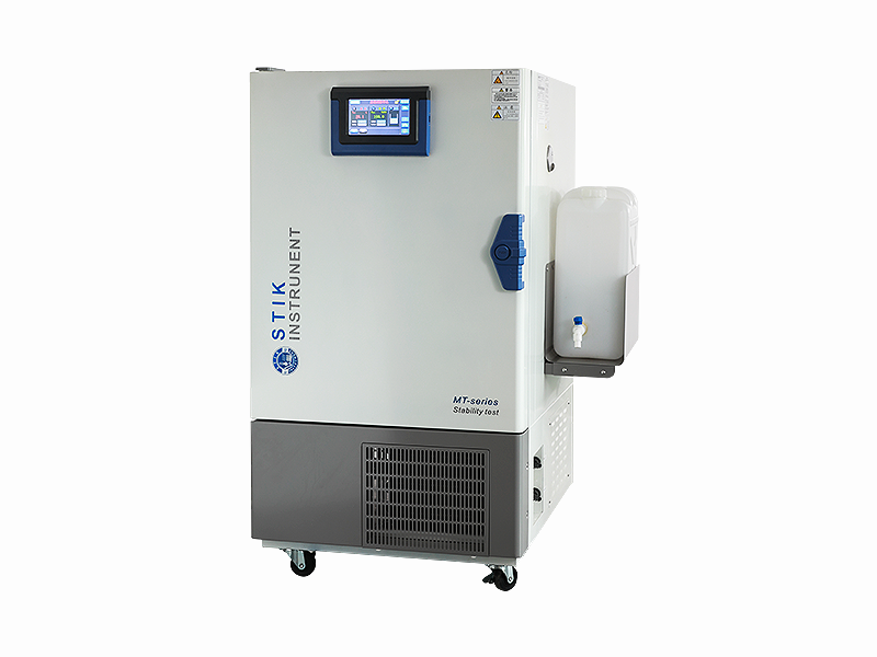 药品强光照射试验箱（无控湿）